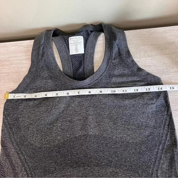 Athleta Momentum Seamless Tank Top Size XS - Picture 6 of 10
